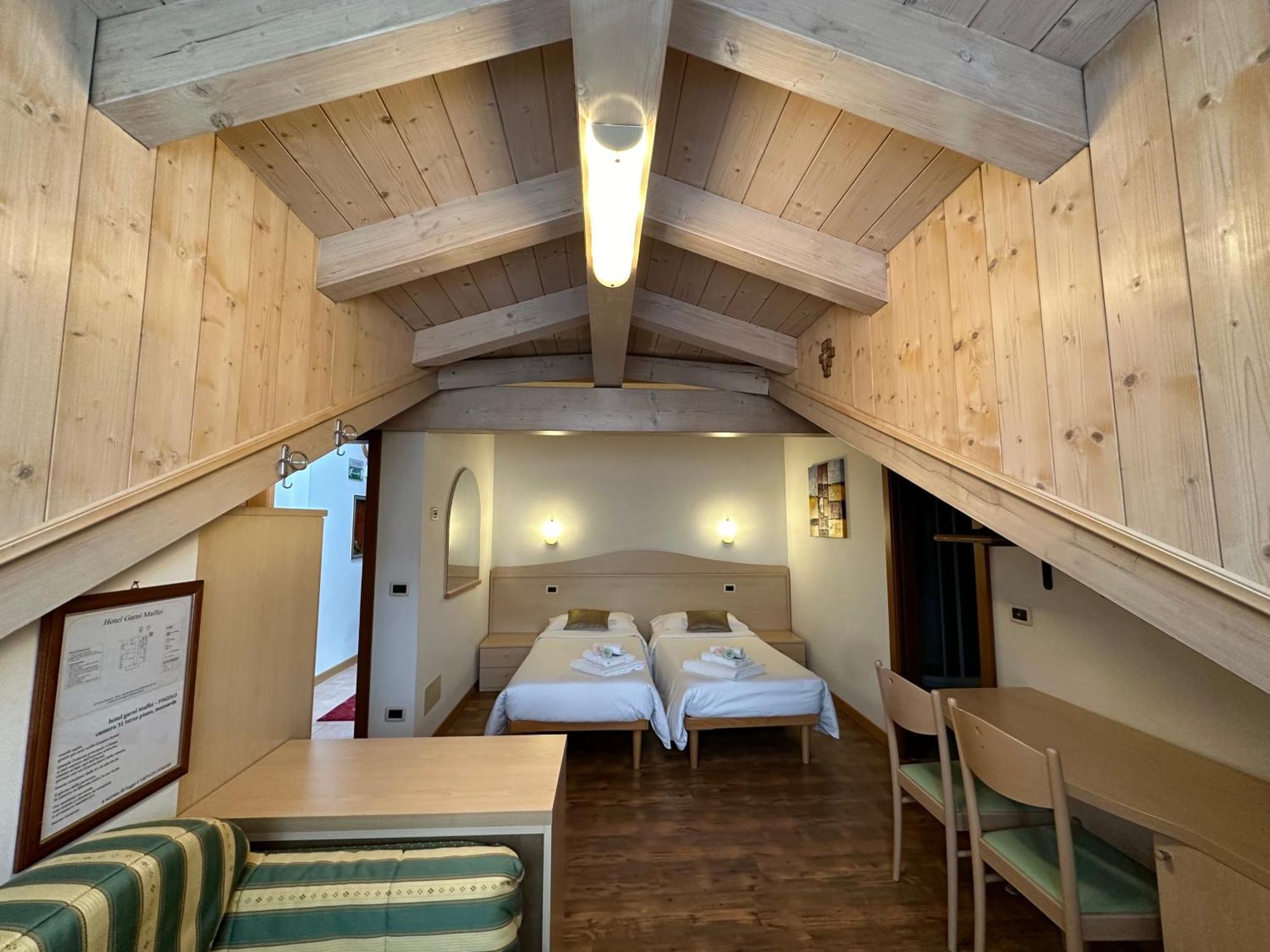 Hotel Garni Maffei Pinzolo Zewnętrze zdjęcie