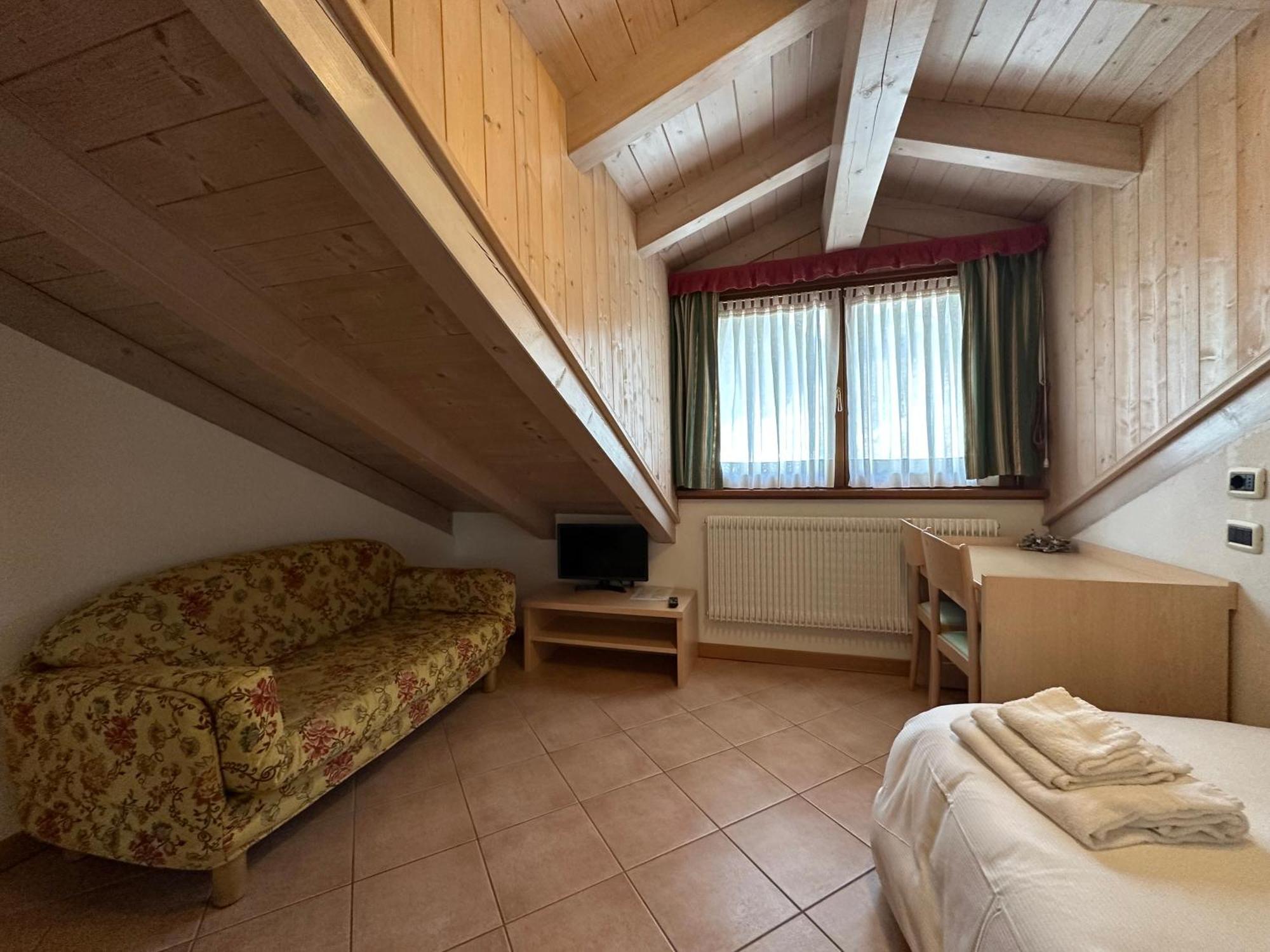 Hotel Garni Maffei Pinzolo Zewnętrze zdjęcie
